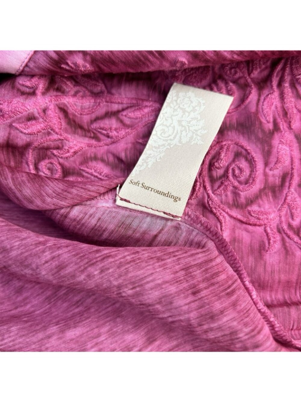 Soft Surroundings Magenta Pink Magnifico Embroidered Top Size XS Boho Floral - Picture 12 of 14